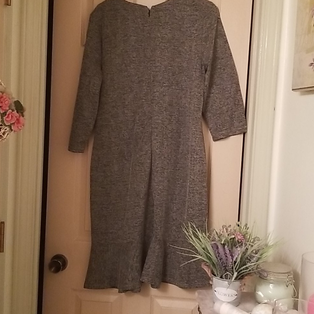 VINTAGE DRESS - Picture 3 of 3